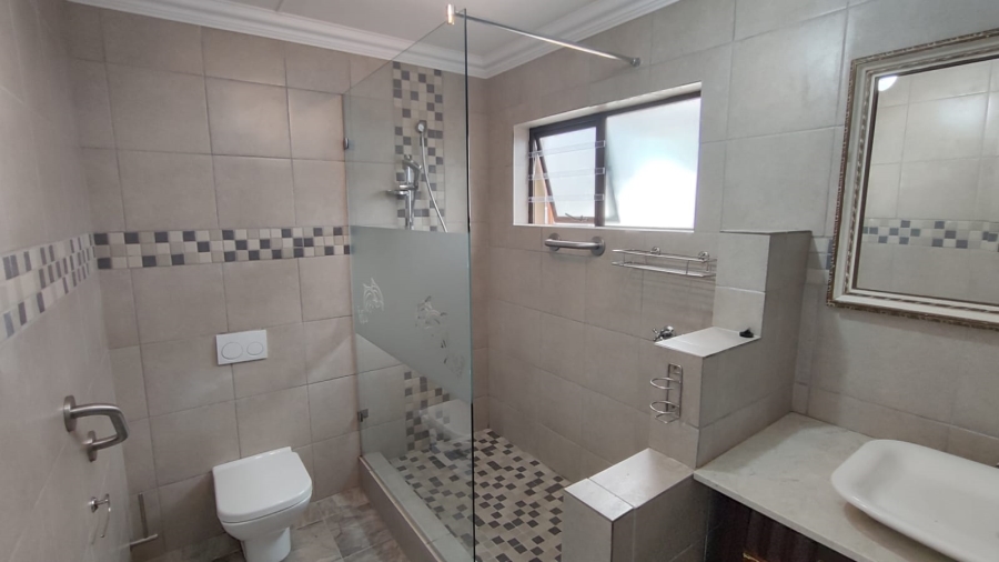 2 Bedroom Property for Sale in Stilbaai Wes Western Cape